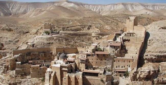 سقوط متنزه في واد جنوب القدس