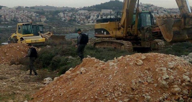 سلفيت:تجريف لتوسعة برج مراقبة عسكري للاحتلال في كفل حارس