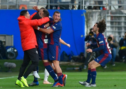 إيبار يقسو على ريال مدريد بثلاثية نظيفة