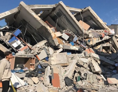 (روايات) مبانٍ تحولت في لحظات لركام