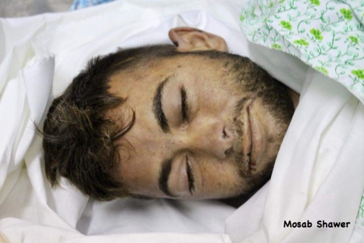 استشهاد شاب فلسطيني متأثرًا بجراحه خلال مسيرات العودة