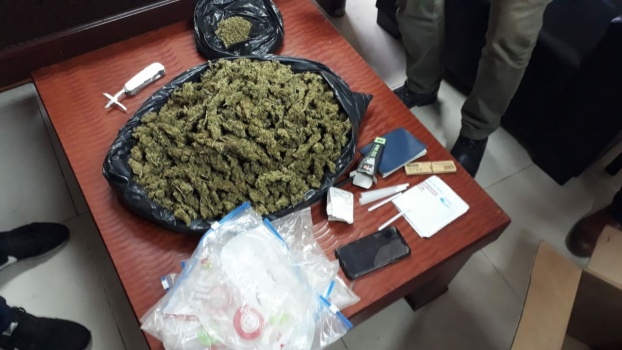 شرطة رام الله تقبض على أحد كبار تجار المخدرات