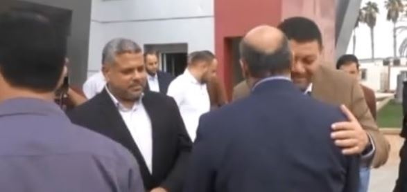 وفد حماس للقاهرة وفتح تؤكد: لا نبحث عن اتفاقات جديدة
