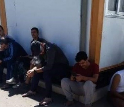 فلسطينيون يواجهون الموت في صحراء الجزائر