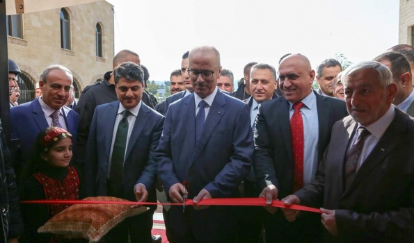 جنين: الحمد الله يفتتح بنك الجينات الفلسطيني والمعشبة الوطنية ومختبر الصحة النباتية المركزي ومشتل الشهداء الحرجي