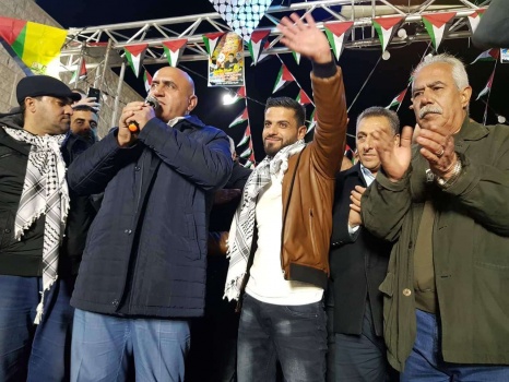 بالصور..مهرجان في جنين احتفالاً بالإفراج عن الأسير قبها بعد قضاء 15 عاما