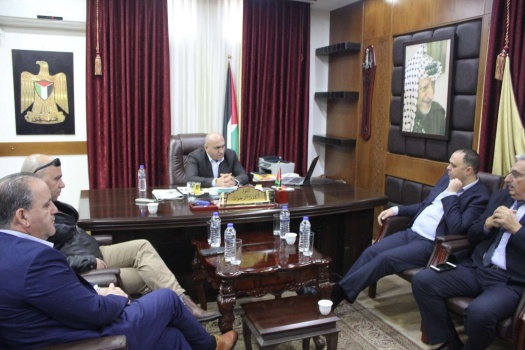 محافظ جنين يهيب بفعاليات المحافظة وأهلها تقديم الدعم لإعادة بناء بيت هدمه جيش الاحتلال في قرية امريحة