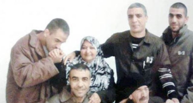 اعتصام مفتوح لحماية منزل عائلة أبو حميد