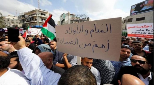 النقابات المهنية والقطاعية تهدد بخطوات ضد قانون الضمان