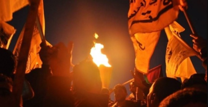 "أبو مازن" يوقد شعلة انطلاقة الثورة