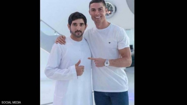 رونالدو ينشر صورته مع ولي عهد دبي.. وسيل من الإعجابات