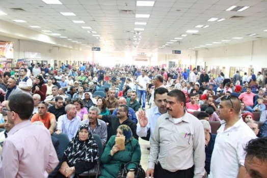 انتهاء أزمة معبر الكرامة بعد دخول المعتمرين