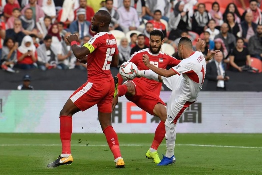 صور..الفدائي يتعادل مع النشامى ويحافظ على آماله الضئيلة في كأس آسيا