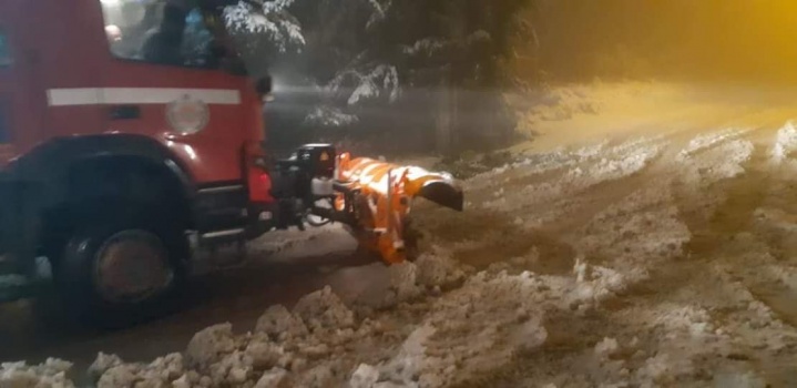 الدفاع المدني يتعامل مع 94 حدثا منذ الصباح