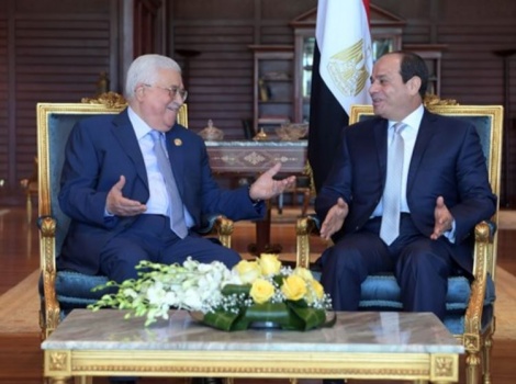 "أبو مازن" يلتقي السيسي في القاهرة