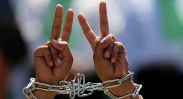فشل الحوار بين الأسرى وإدارة معتقل 'عوفر'
