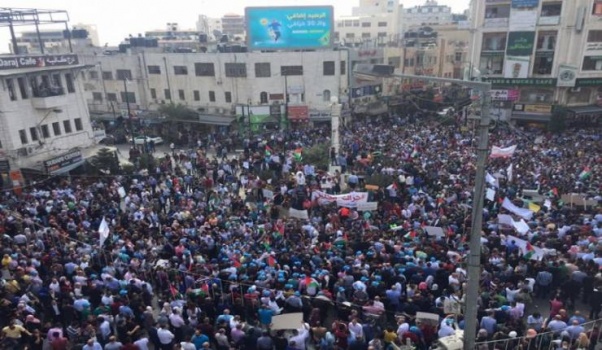 نقابة المحامين :إذا لم تستجب الحكومة سنسعى لإسقاط الضمان نهائياً !