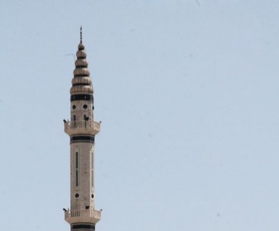 الخليل:مطالبات بإخلاء محيط مئذنةمسجد بيطا  بسبب الرياح الشديدة