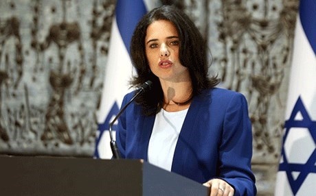 شاكيد : سنمنح نصف مليون فلسطيني الجنسية الاسرائيلية.. لكن بشرط!!