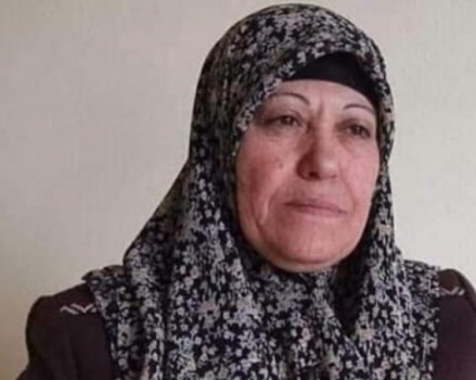 عزل والدة الشهيد البرغوثي بظروف مأساوية