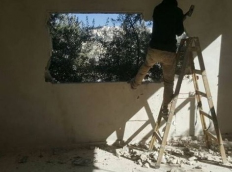 الاحتلال يجبر مقدسيا على هدم منزله في سلوان