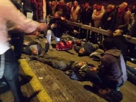 إصابة 10 عمال بينهم 5 بخطر في حادث غرب القدس