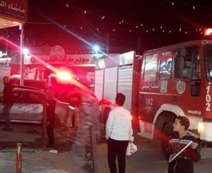 الدفاع المدني يخلي عمارة في عناتا بعد اندلاع حريق فيها