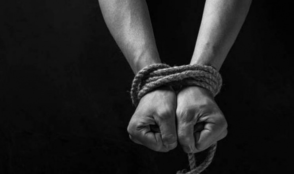 عراقي 'يخطف' نفسه ويطلب فدية من والده