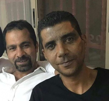 الاحتلال يعتقل زكريا الزبيدي ومحامي من رام الله بزعم التحريض على إسرائيل