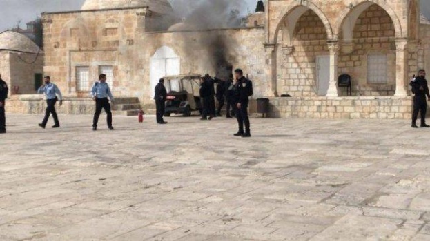 مجلس الأوقاف: اشتعال النار بمركز شرطة الاحتلال في الأقصى مفتعل ومبيت
