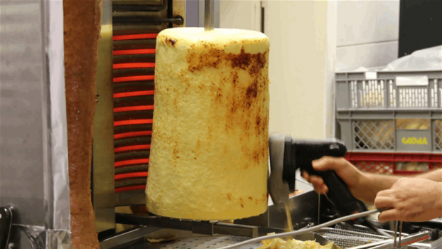 كباب الجبنة... ابتكار جديد للنباتيين