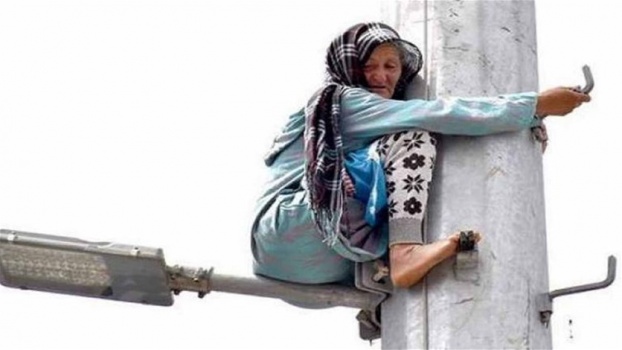 مسنة عمرها أكثر من 90 سنة تُحاول الانتحار...