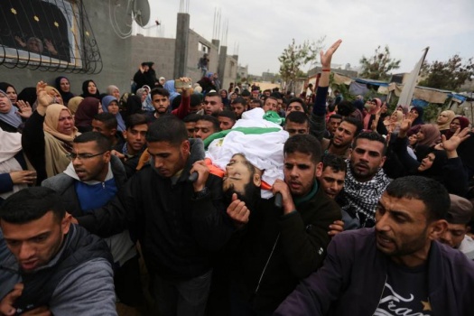 صور...تشييع الشهيد المصري في غزة