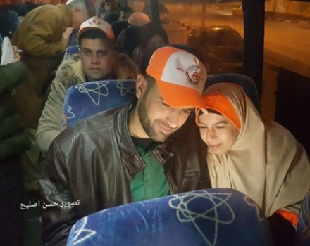 صور- انطلاق أول فوج للعمرة من غزة بعد 4 سنوات حرمان