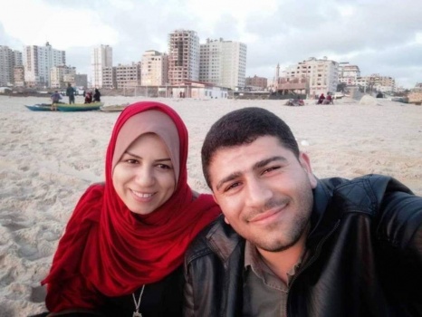 عروسان من غزة يستبدلان العمرة بـمراسم الزفاف