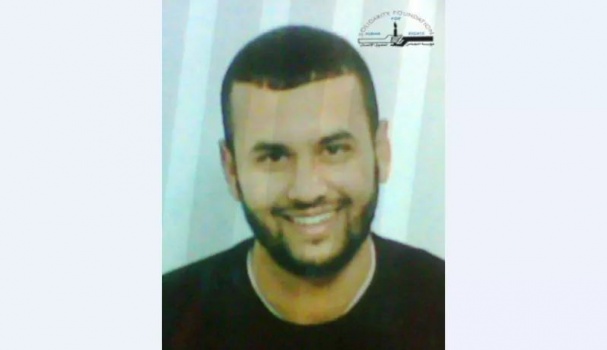 لائحة اتهام بحق اسير من جنين طعن ضابطين بسجن النقب