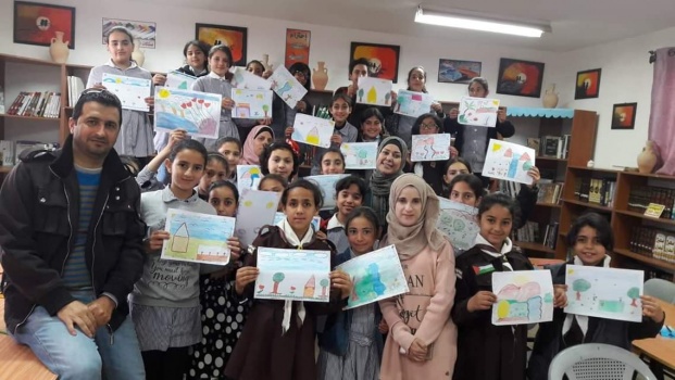 ثقافة جنين تنظم ورشة رسم في مدرسة بنات عرانة