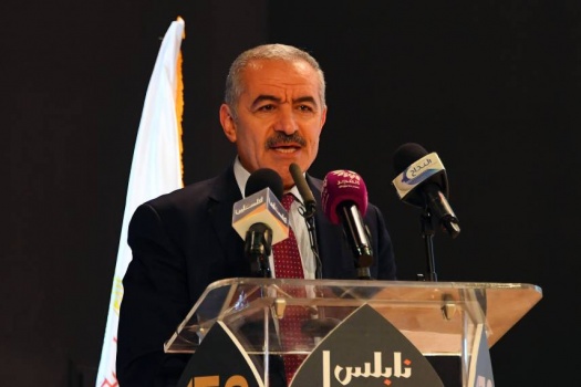 اشتية يعلن نابلس والخليل عنقودين صناعيين