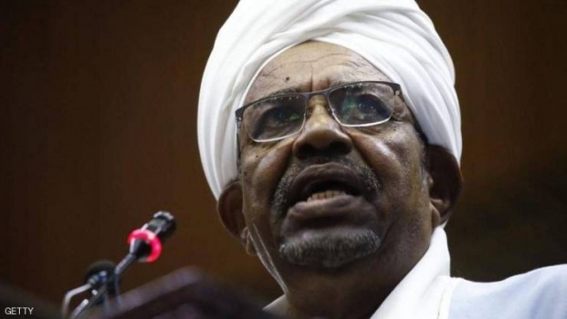 السودان يوضح 'شرط تسليم البشير' للمحكمة الجنائية