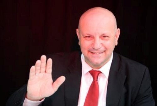 الفنان رفعت الاسدي: ‘شتمت الشيطان ولم أقصد الاساءة للاسلام‘