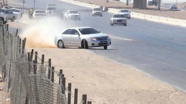 الشرطة تضبط ثلاث مركبات بتهمة التفحيط وإقلاق الراحة العامة في رام الله