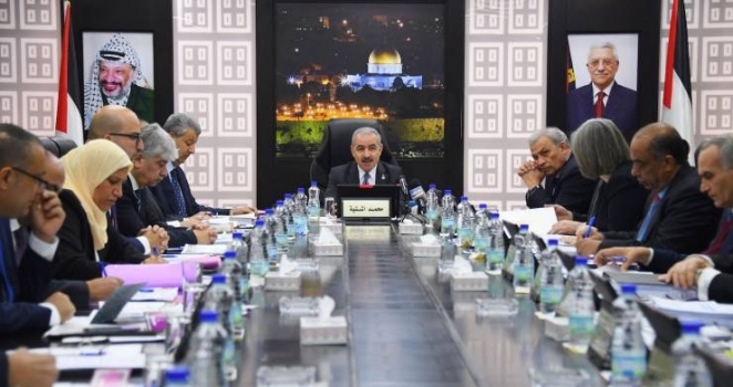 دعوات للحكومة لتمديد عطلة العيد بسبب الوضع الاقتصادي