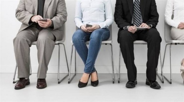 لهذه الأسباب لا تجلس خلال وقت الراحة