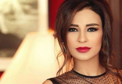 فيديو| خطأ كاد يقتل ضيفة 'رامز في الشلال'