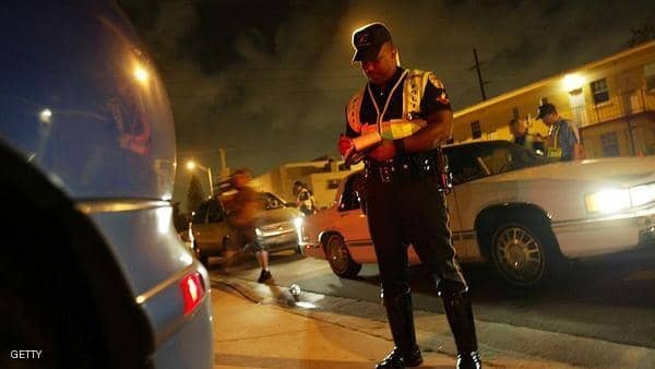 أميركي يواجه 7 سنوات سجنا بسبب كذبة عادية في بلدان أخرى