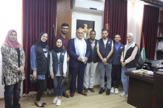جمعية حدد هدفك تطلع محافظ جنين على برامجها  للنهوض بواقع الشباب