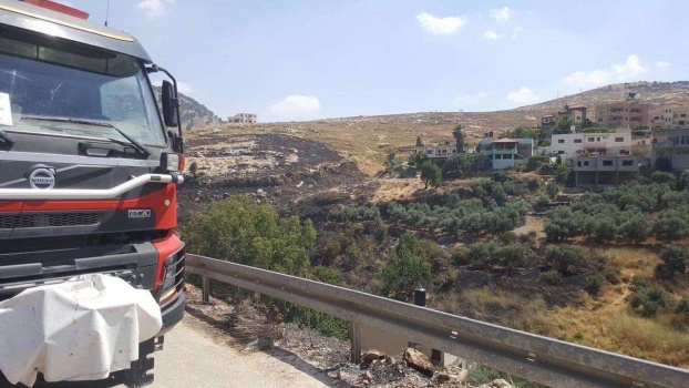 صور..الدفاع المدني يسيطر على حريقان في مئات الدنومات من أراضي بلدة عينابوس وأحراش الباذان