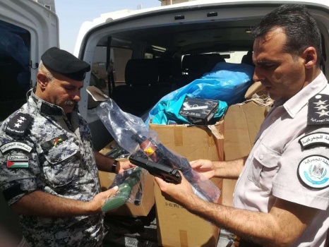 الضابطة الجمركية تضبط ألعاب نارية وألعاب خرز بلاستيكية ممنوعة من التداول في محافظة جنين