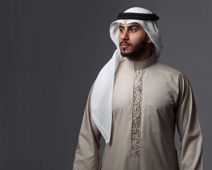 كيف يختلف الثوب السعودي عن الثوب الإماراتي؟