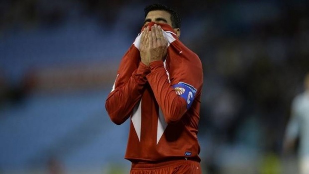مصرع نجم أرسنال ومنتخب إسبانيا السابق في حادث سير مروع